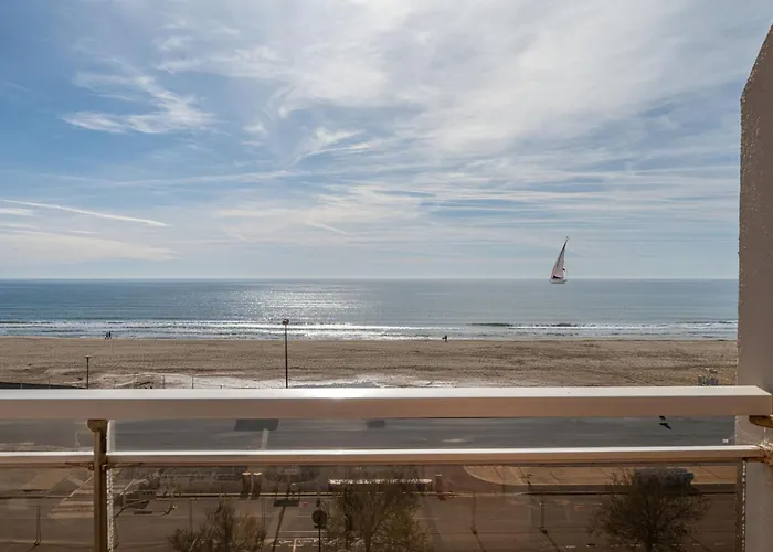 Апартаменты Apartment Les Terrasses Du Levant-2 By Interhome *