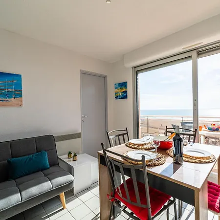 Apartment Les Terrasses Du Levant By Interhome *